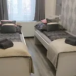 Pompar Belvarosi Διαμέρισμα *