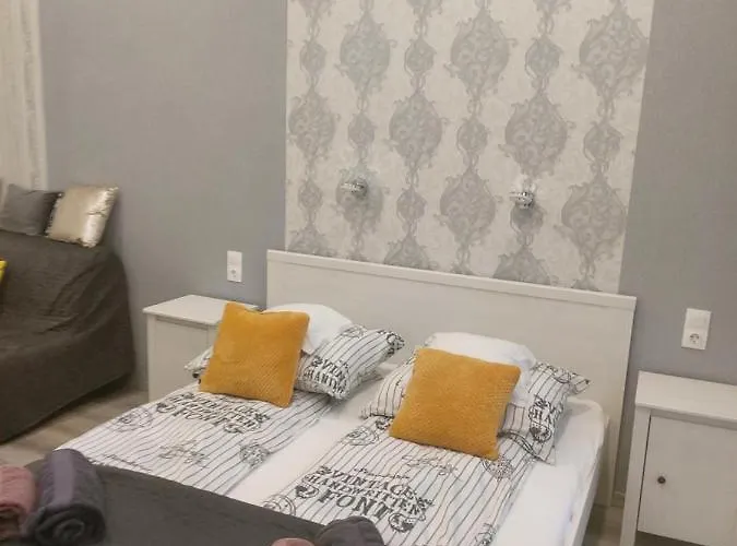 Pompar Belvarosi Apartment Szegedin