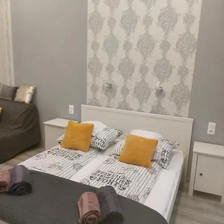 Pompar Belvarosi Apartment Szegedin
