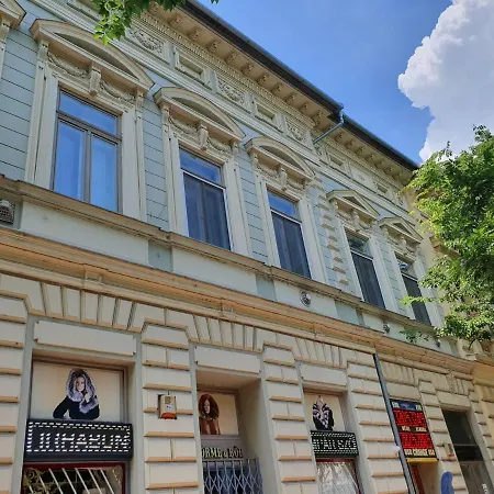 Daire Pompar Belvarosi Segedin